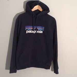 Patagonia Navy Regular Fit Uprisal Hoody with Front Pouch Pocket Mens size Med